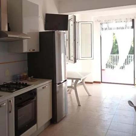 Apartment Daniel, Quadrilocale Da 12 Posti Letto *